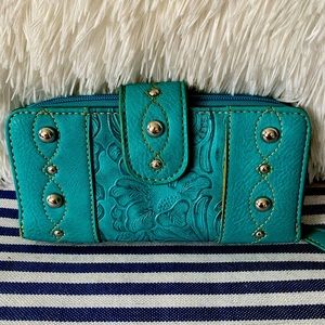 Turquoise Wallet -Fun for Summer!